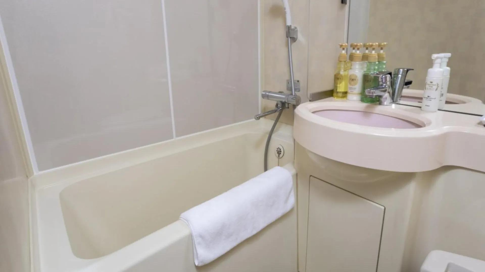 Business Inn Norte Nakajima Park - Vacation Stay 08782V Sapporo